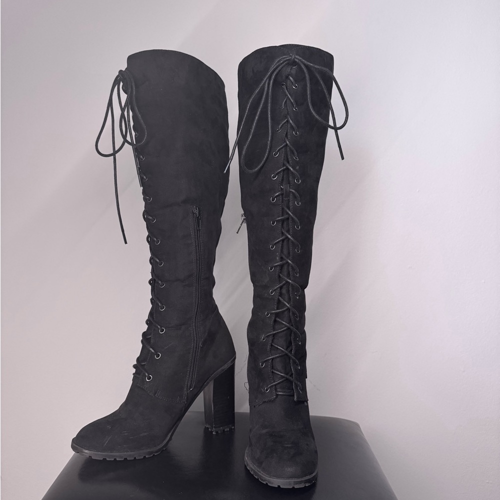 Black Velvet Knee High Lace Up Heeled Boots Size 6